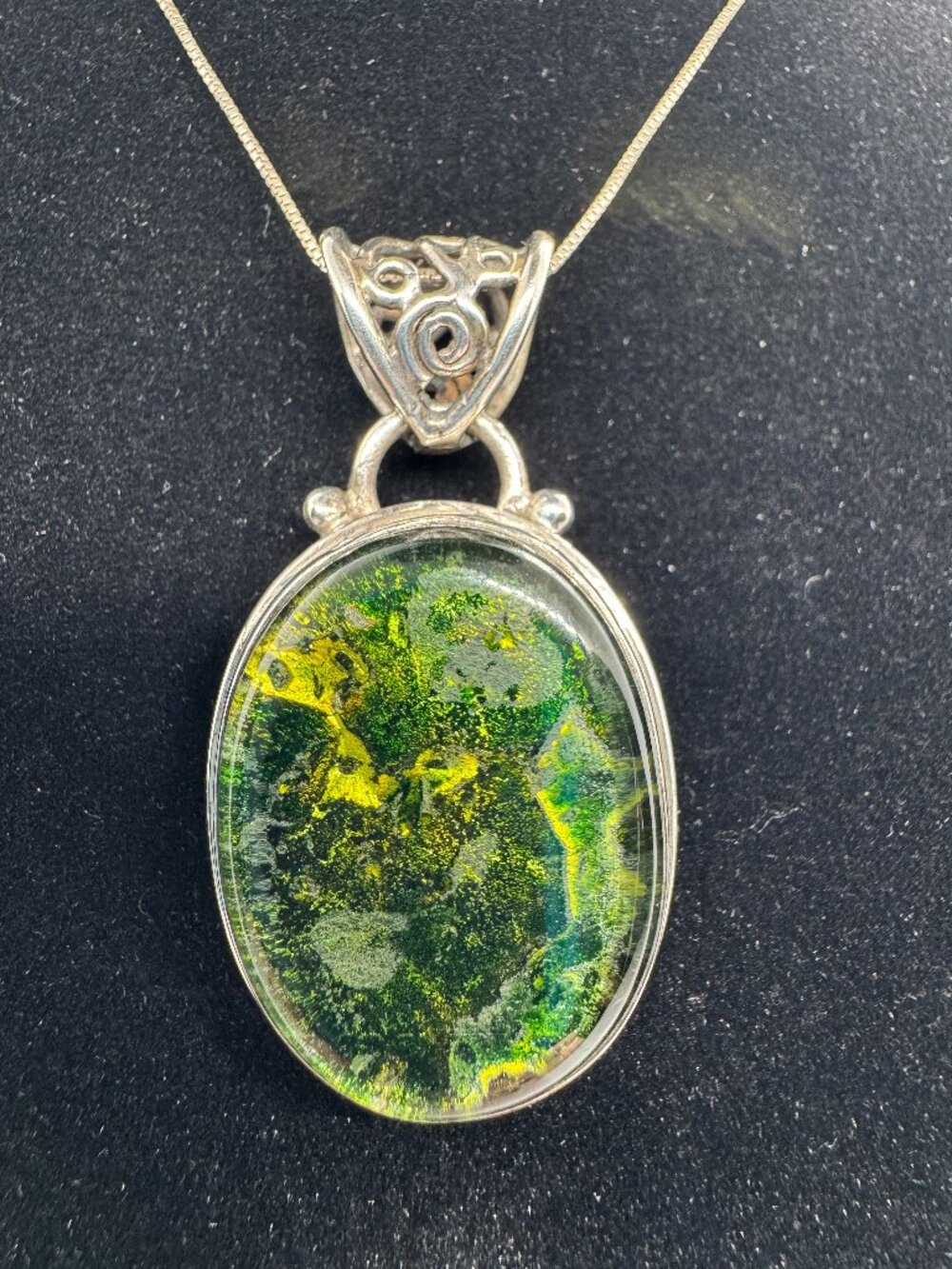 Sterling Silver 925 Green & Gold Dichroic Glass Oval Pendant